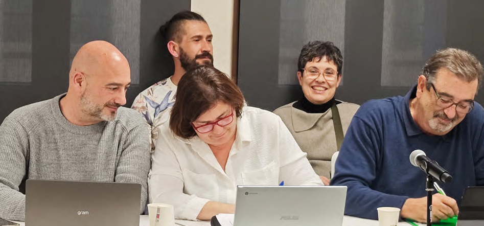 delegados de SATSE firmando las tablas salariales del SISCAT